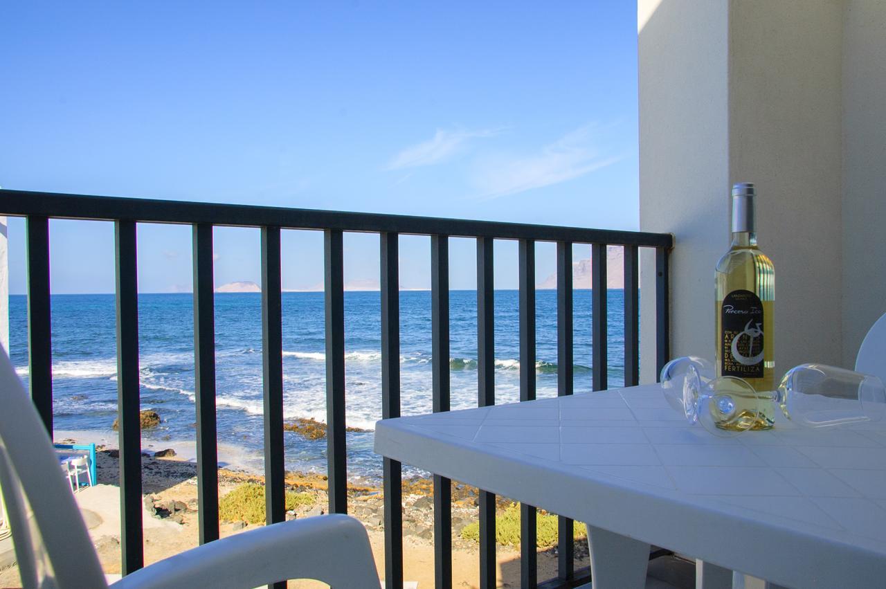 Seaview Famara 1 Apartment Ngoại thất bức ảnh